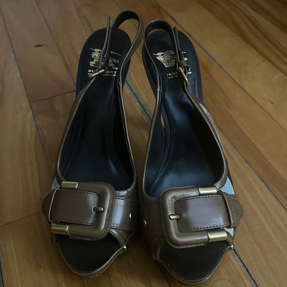 Burberry Slingback sandal pumps with buckle - Picture 1 of 5
